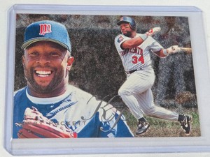 Kirby Puckett 1995 Fleer Flair #62 - Minnesota Twins Baseball Card