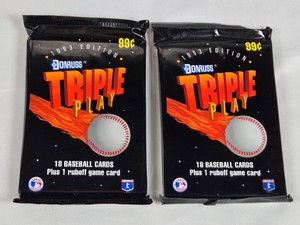 Lot of 2 Unopened Packs of 1993 Donruss Triple Play Baseball Cards