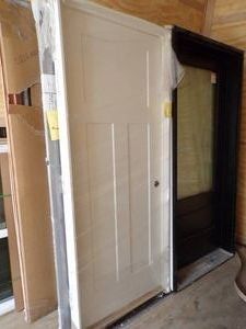 Door 32 w Casing