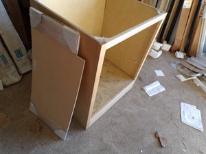 Cabinet Base w White Side Piece