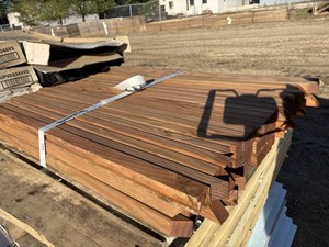 Wooden Deck Railing