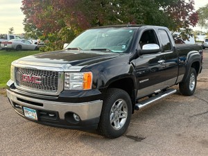 2010 GMC Sierra 1500 SLE  4WD  No Reserve