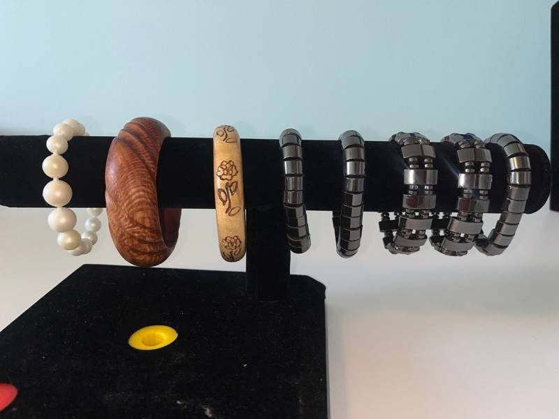 VTG Costume Jewelry Bracelets Mixed Lot - 8 Pieces