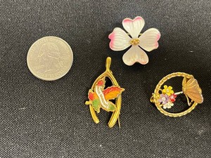 VTG Costume Jewelry Brooches - Marvella Floral, Maple Leaf & Flower Pins (Lot of 3)