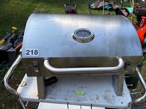 Portable stainless steel grill