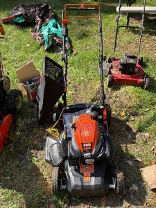 Yardmax 201cc self propelled mower