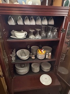 Norleans Fine China set
