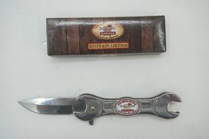 NIP The Rusted Knuckle knife collection folding knife