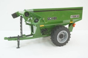 New Frontier GC1108 grain wagon