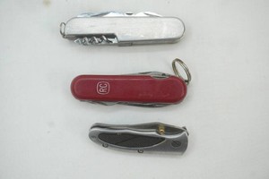 Swiss army knife, multi tool and small pocket knife