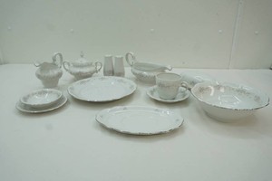 Johann Haviland table setting of 16 dinner plates, cups and saucers, dessert plates, salt and pepper set, sugar and creamer, gravy boat, butter dish, serving bowl