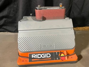 RIDGID 4-Inch Oscillating Belt & Spindle Sander