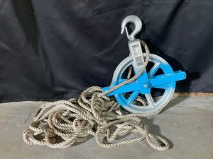 Metaltech M-MHP Gin Block Pulley With Rope