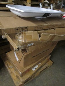 Pallet of bathroom fixture related items, some may not be complete