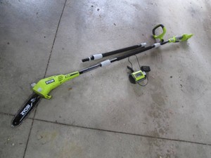 Ryobi cordless 40v pole saw with extension pole, battery and charger
