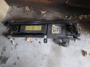 Black Jack 3-ton hydraulic trolly jack