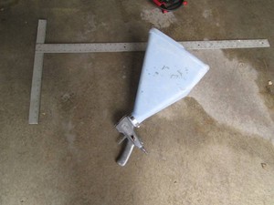 Framing square and pneumatic texture gun with hopper