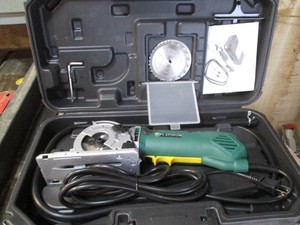 Rotorazor saw with case