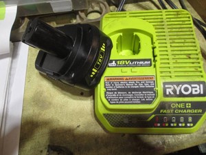 Ryobi 18v charger and battery to fit Ryobi 18v tools