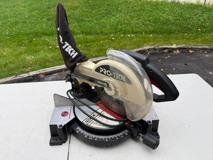 Pro-Tech 7207 10-Inch Compound Miter Saw