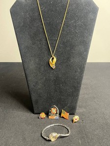 Vintage Elgin Watch, Pendant Necklace & Patriotic Pin Mixed Lot