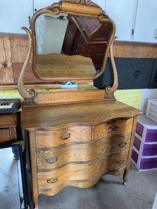 Vintage Oak Serpentine Dresser With Mirror 5 Drawer Victorian Style