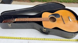 Dorado By Gretsch Model 5992 12-String Acoustic Guitar w Case