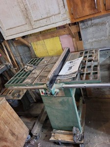Grizzly G1022 10in Contractor Table Saw With Fence & Manual