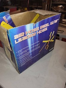 Air Hose Reel w 18in Leader Hose Wall Bench Mount 38in 100ft