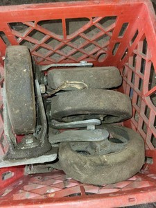 Heavy Duty Industrial Plate Mount Casters Rubber Wheel Shop Cart Lot