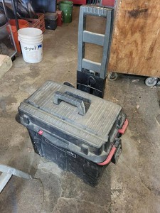 Craftsman Rolling Tool Box With Removable Tray & Assorted Tools