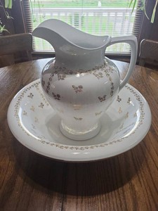 Homer Laughlin Antique Wash Pitcher & Basin Set Gold Floral
