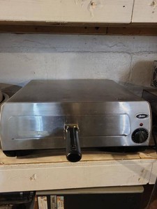 Oster Stainless Steel Countertop Toaster Oven Broiler Manual Timer
