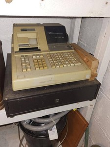 Casio CE-4630 Electronic Cash Register w Locking Drawer & Keys