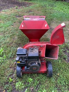 MTD 5HP Chipper Shredder Yard Vacuum on Wheels PartsRepair