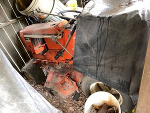 Allis-Chalmers 712 Garden Tractor Riding Mower Project Tractor