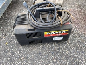 Menards M-0700 Oil-Less Portable Air Compressor 34 HP 120V