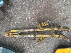 Pair of Tractor 3-Point Hitch Lift Arms w Chains Yellow
