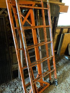 Orange Steel Scaffold Frames Construction Equipment Lot
