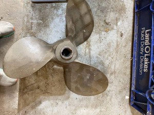 Unmarked 3-Blade Bronze Boat Propeller Marine Prop Square Hub