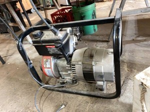 Generac 3000 Watt Portable Generator Model 01311-0 120V Frame Unit