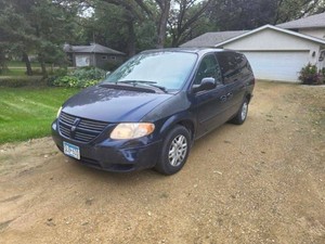 Dodge Caravan SE Minivan 113,492 Miles Blue Automatic Van