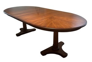 DR - Vintage Oval Pedestal Dining Table