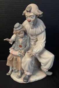 LR - Lesson of Music Porcelain Clown Sculpture NAO by Lladr