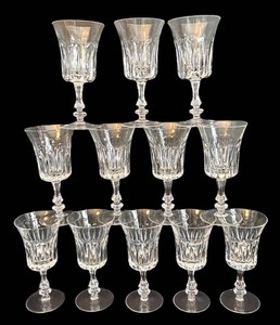 DR - Set of 12 Gorham De Medici Crystal Goblets