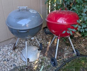 BY - Charcoal Grills - Pair