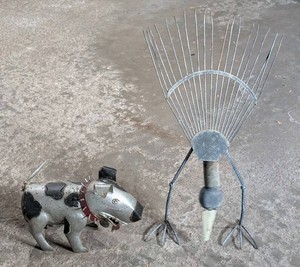 G - Metal Garden Sculptures - Dog & Bird