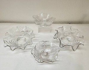 Cambridge Caprice Clear Footed Bowls with Ruffle Edge