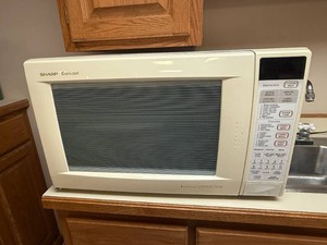Sharp Carousel Convection Microwave