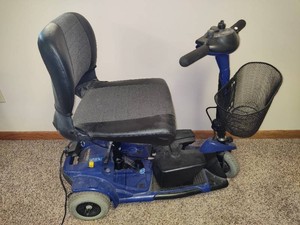 Go-Go Ultra Mobility Scooter See Description